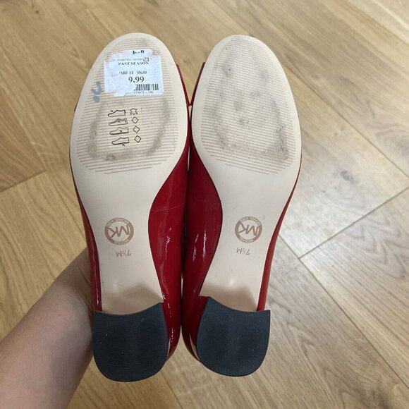 Michael Michael Kors Red Patent Leather with Silver Buckle Pump Size 7.5 M - Picture 7 of 9